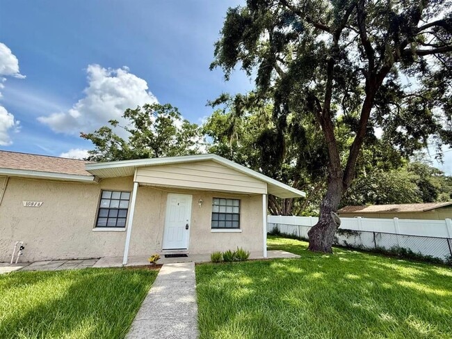 Building Photo - 10812 Hannaway Dr Rental