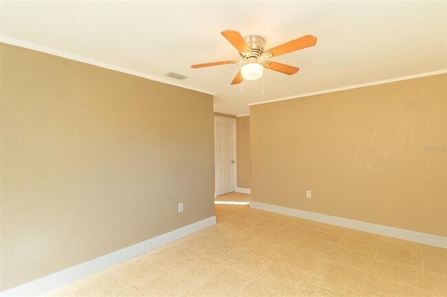 Photo - 114 E Northside Dr Unit 3