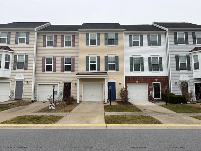 Photo - 20636 Albermarle Ln