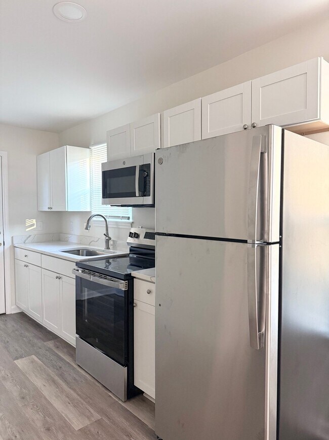 1424 Brown St Unit B