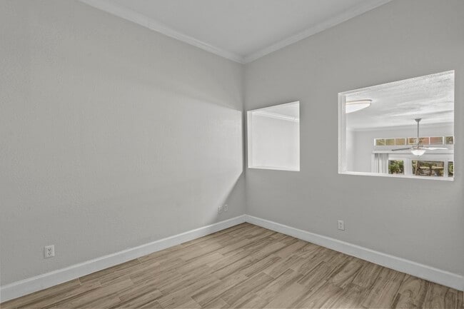 Building Photo - 7820 Seawall Blvd Unit 109