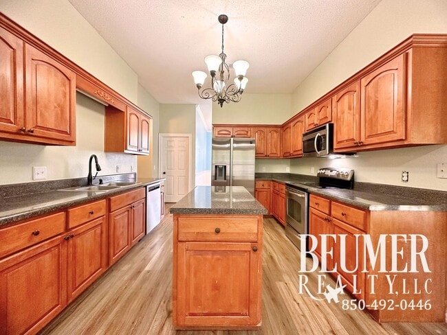 Photo - Now Available - 4br/2ba Home near NAS Pensacola back Gate