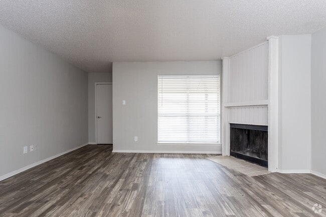 2BR,2BA-1096SF