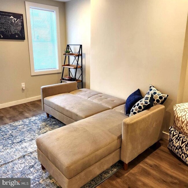 Photo - 1247 S Newkirk St