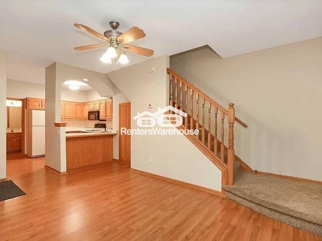 Photo - 609 2nd St NW