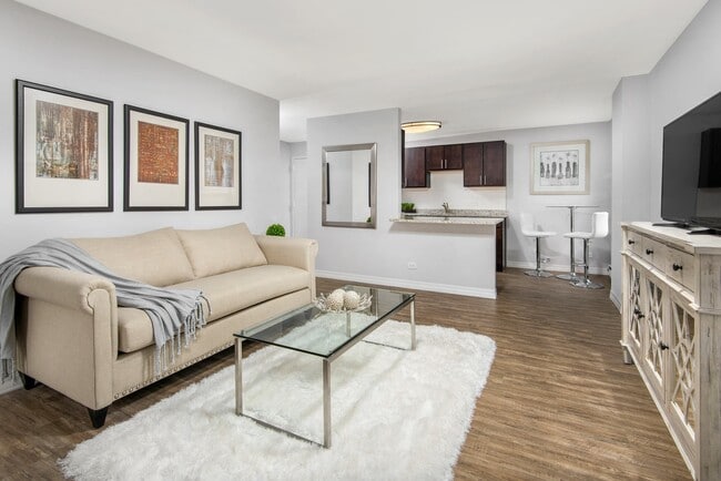 Photo - 838 N State St Unidad 27F