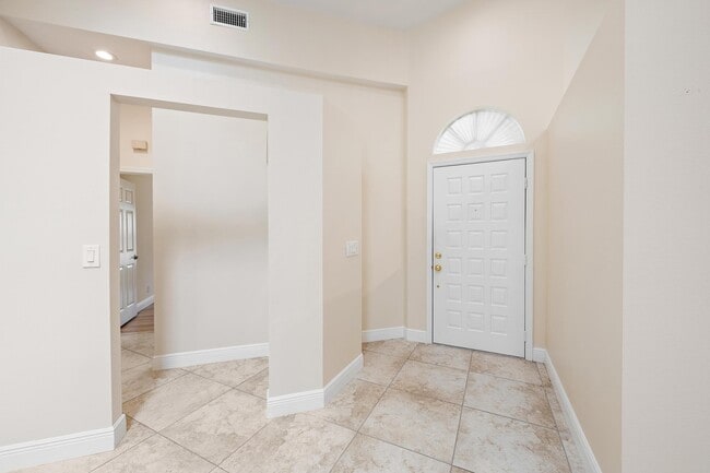 Photo - 1802 Rosewood Way