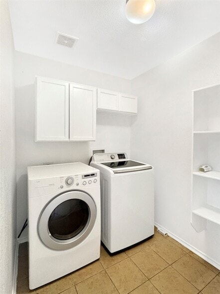 Photo - 1217 Caroline Dr