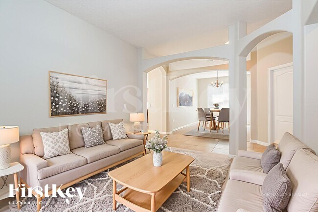 Photo - 1981 The Oaks Blvd