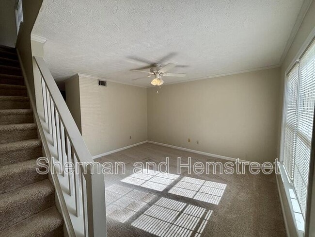 Photo - 1536 Elizabeth St