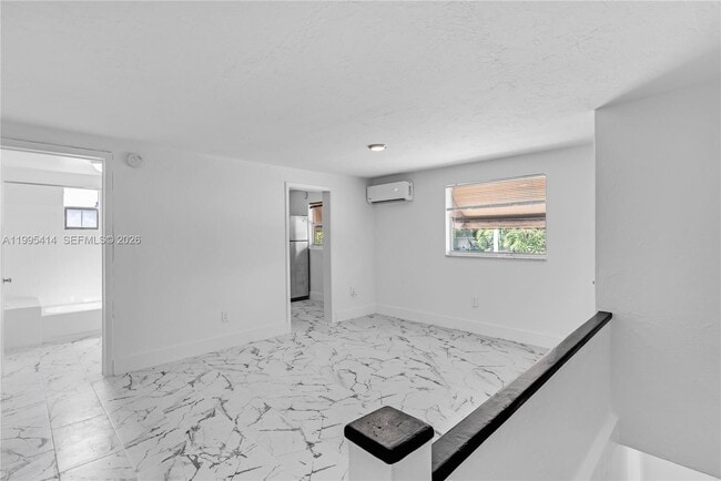 Photo - 54 NW 62nd St Unidad 1