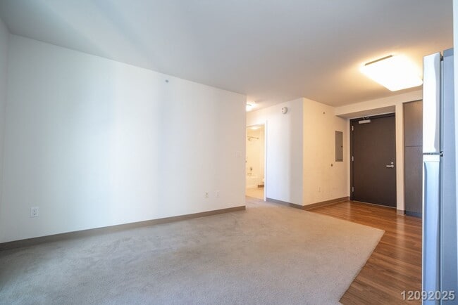 Photo - Ke Kilohana –$2700 Modern 1 Bed / 1 Bath Condo with Parking in Ward Village Unit 1602