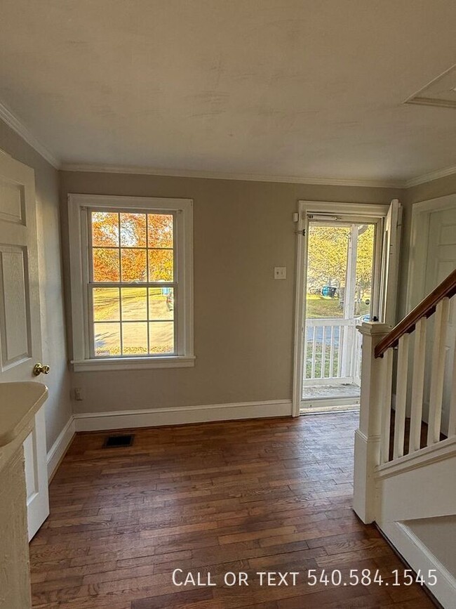 Photo - 1019 Ray Rd SE