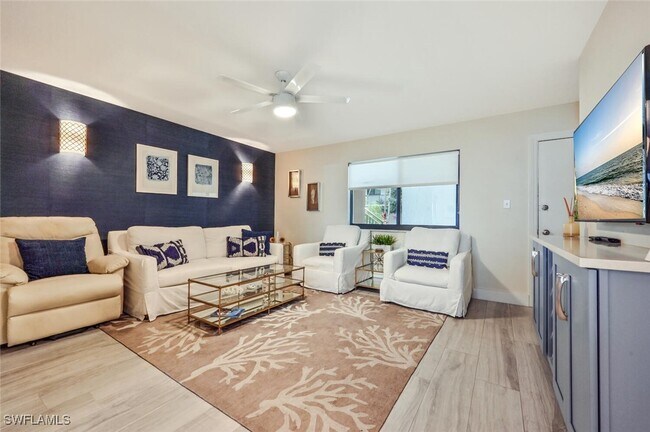 Photo - 788 Park Shore Dr Unidad G17
