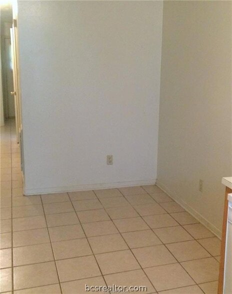 701 San Saba Dr