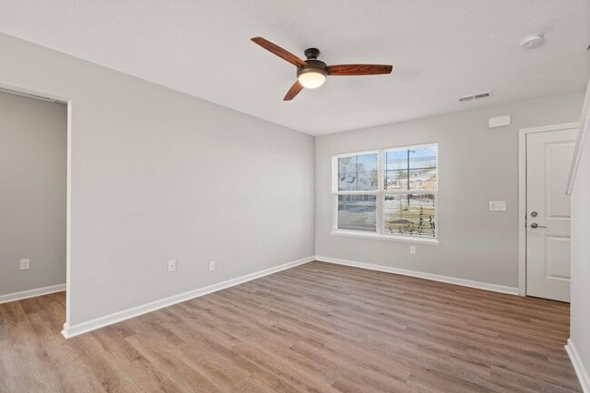 Photo - Chapman Crossing