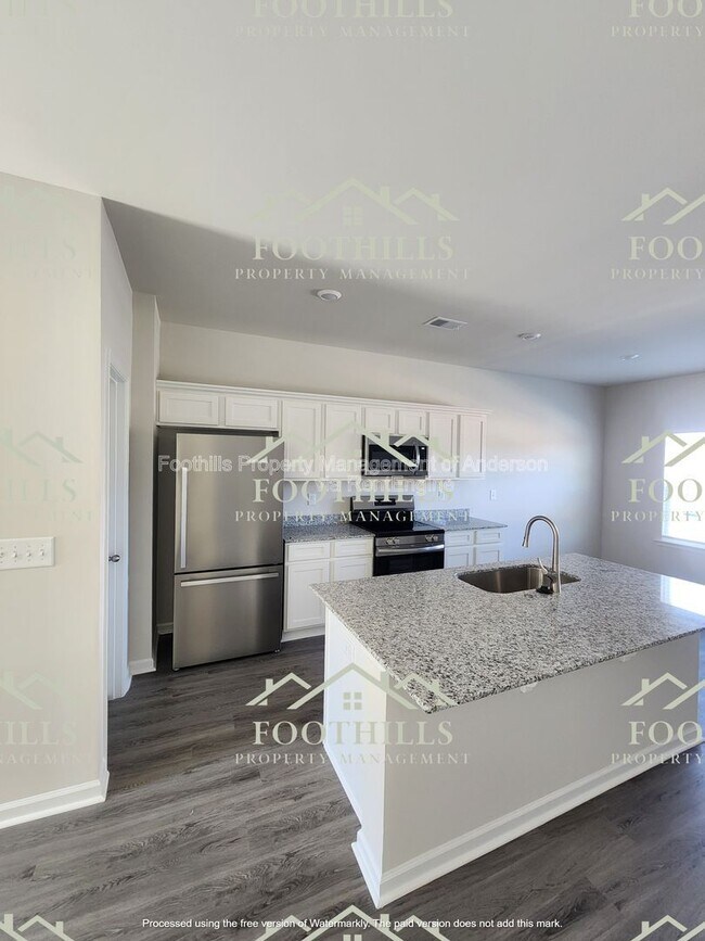 Photo - 1655 E Greenville St