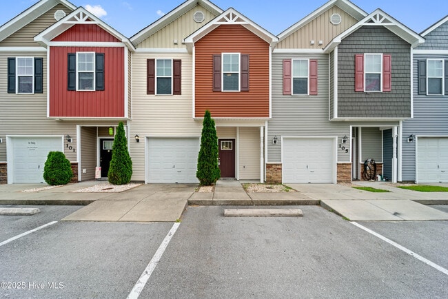 Building Photo - 103 Waterstone Ln Rental