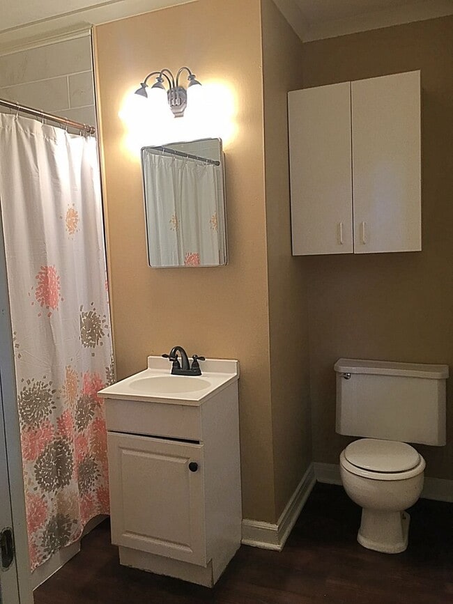 Photo - 144 Maywood Dr