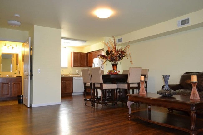 Photo - Windfall Trace