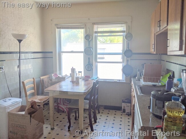 Photo - 64 Linden Ave Unit #2