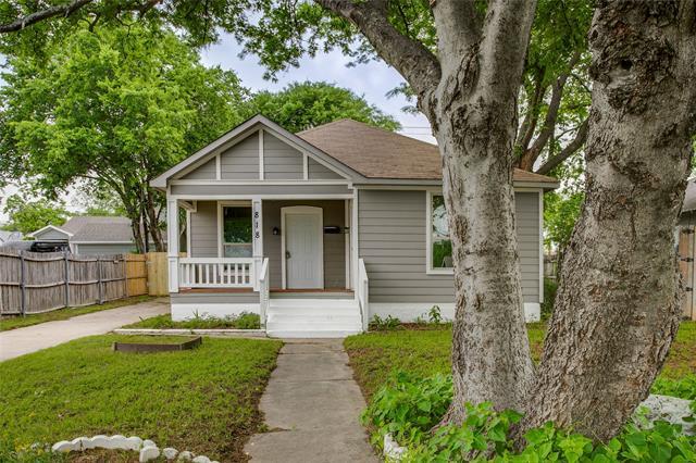Photo - 818 E Woodin Blvd