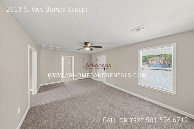 Photo - 2613 S Van Buren St