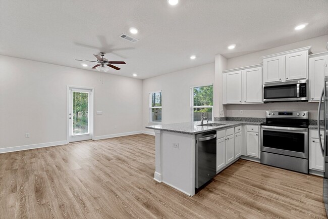 Photo - 227 Sandhill Pines Dr Apartment Unit Sandhill Pines Dr 227