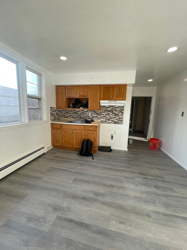 483 Ave A Unit 4 - 485 Avenue A Unit 1