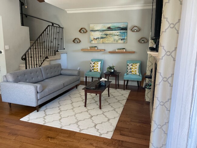 Photo - 441 Willow Glen Ct