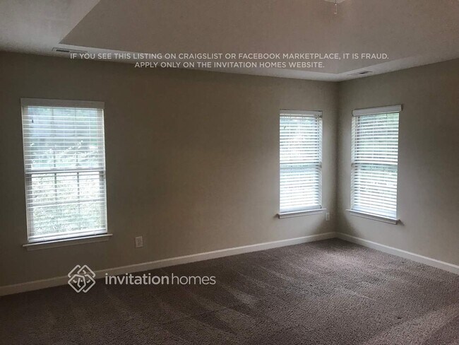 20 W Smoketree Ct
