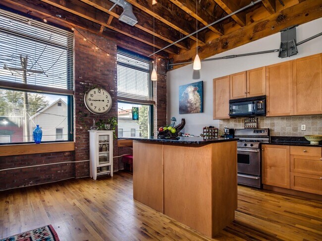 Photo - 126 Webster Ave Unit # 2F