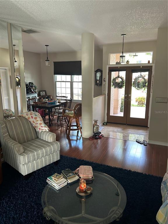 Photo - 2670 Resnik Cir W