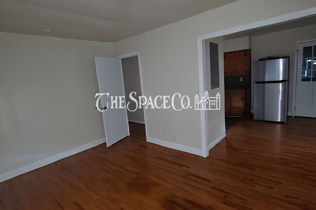 Photo - 1144 Crull Dr