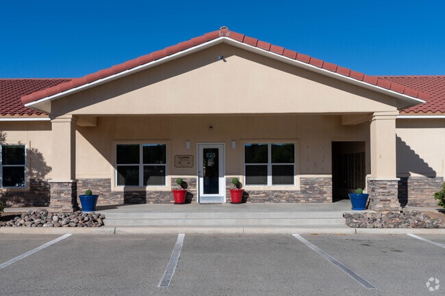Leasing Office