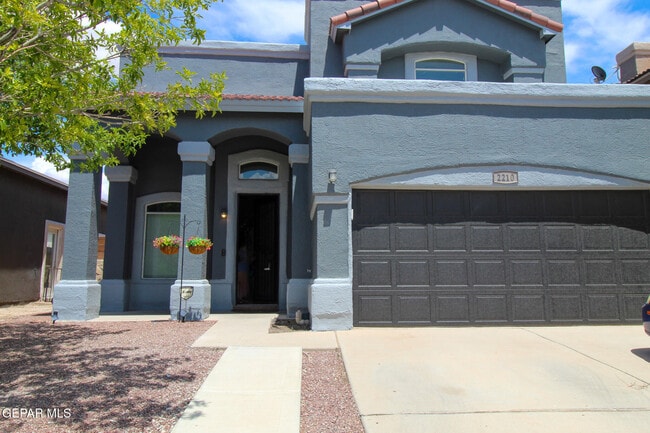 Building Photo - 2210 Hannah Leigh St