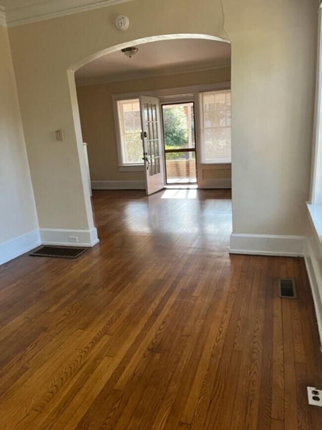 Photo - FERRIE RICH DUPLEX Unit 1425