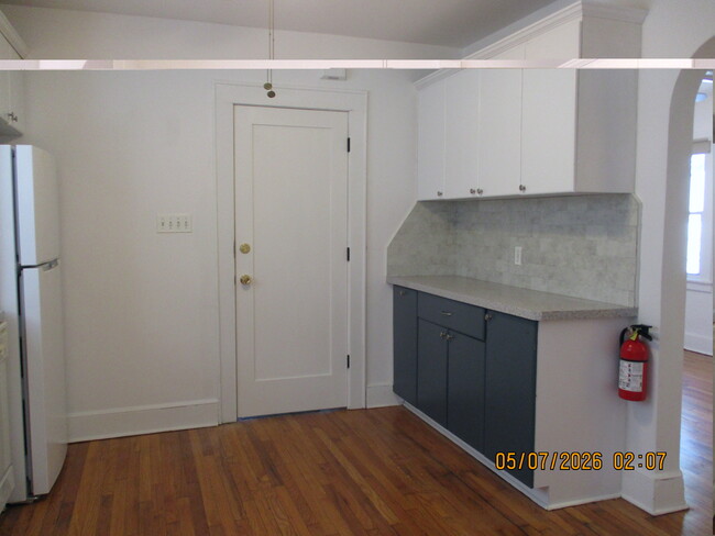 add pic Kitchen - 15-34 Parmelee Ave Unit 1