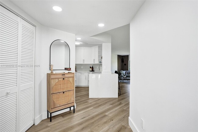 Photo - 8137 NW 17th Manor Unidad 8137