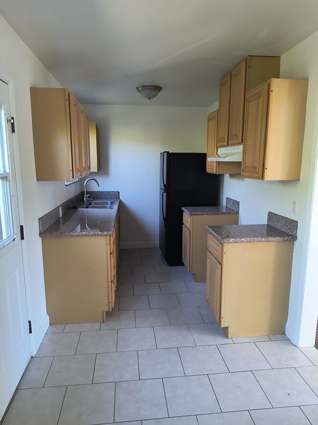 Cocina - 1457 W 219th St Unidad 1457-1/2