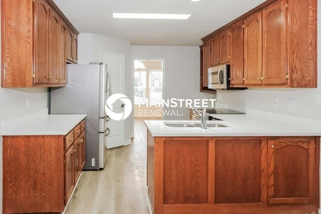 3 Bedroom Pet-Friendly Home in HUNTSVILLE, AL with Main Street Renewal