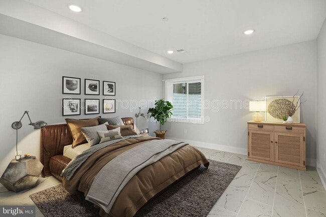 Photo - 1904 E York St Unit 1st Fl