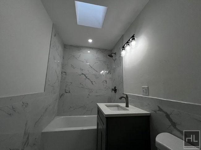 Photo - EAST 234 STREET Unit 2