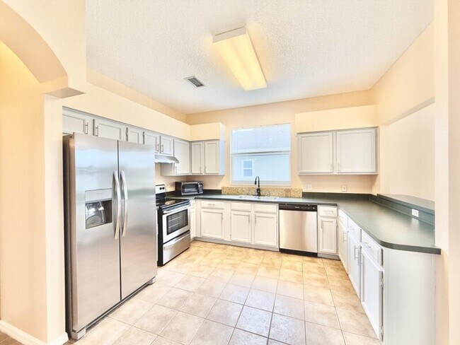 Photo - 1647 Gray Bark Dr
