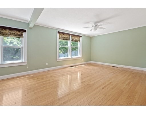 Photo - 12 Putnam Ave