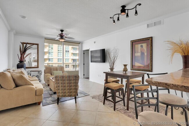 Building Photo - 625 Casa Loma Blvd Unit 1103