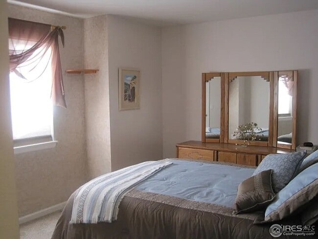Photo - 3 Bed, 2.5 Bath in the heart of Loveland