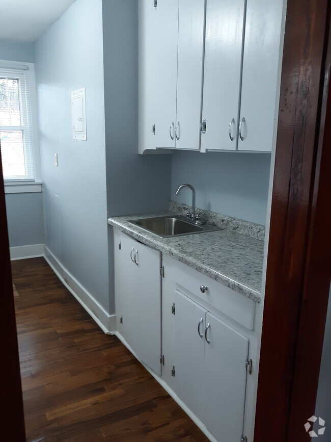 Building Photo - 520 W Addie St Unit 3 Rental