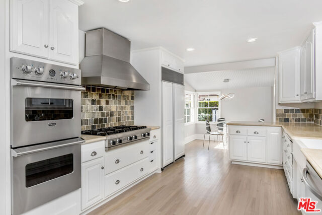 Photo - 1110 Stradella Rd