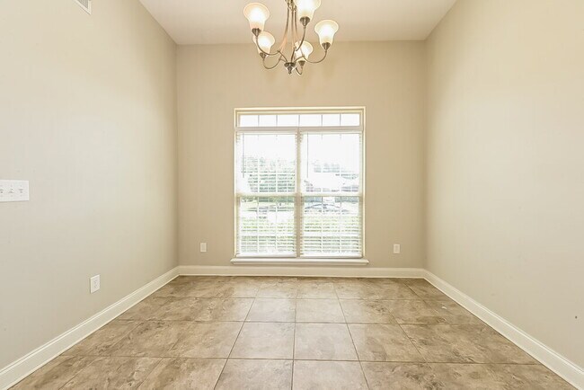 Photo - 45 Clover St